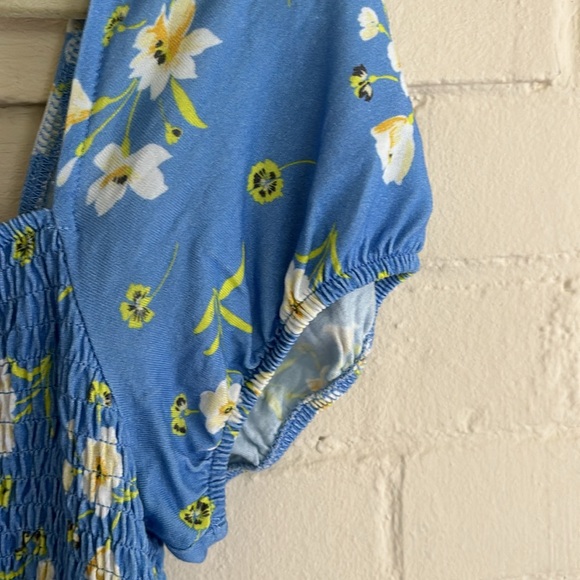 French Connection Smocked Floral Crop Top - Picture 3 of 5